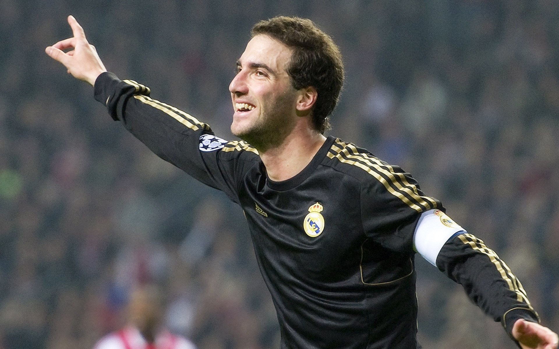 中国体操队新生代崛起,多项全能表现亮眼,中国体操队选拔