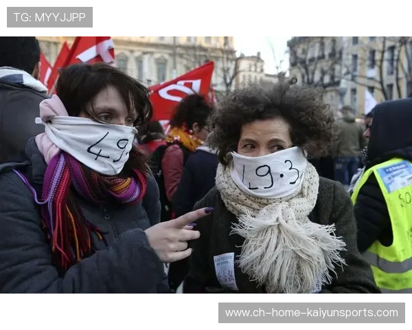 巴黎前场连续快速配合引爆全场:一场关于速度、信任与体验的软文